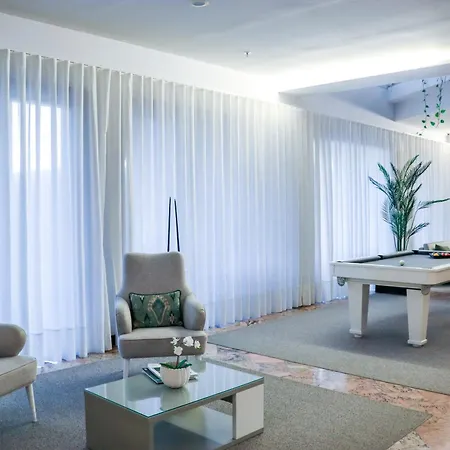 Hotel Sao Bento Da Porta Aberta & 4*