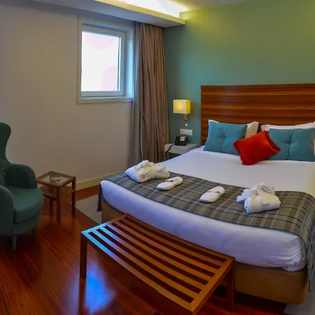 Sao Bento Da Porta Aberta & 4* Geres