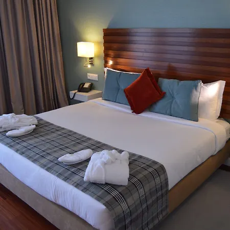 Hotel Sao Bento Da Porta Aberta &