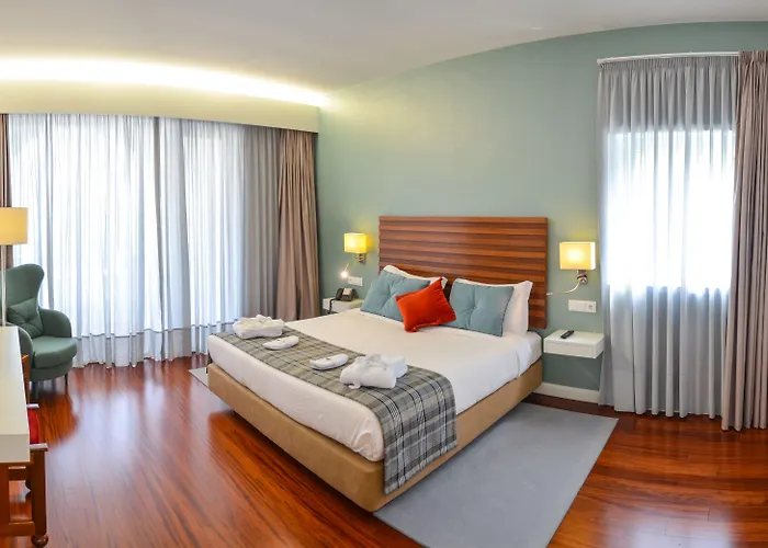 Sao Bento Da Porta Aberta & מלון ג'רס