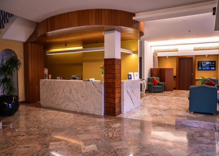 Sao Bento Da Porta Aberta &