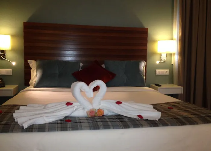 Sao Bento Da Porta Aberta & Hotel 4*