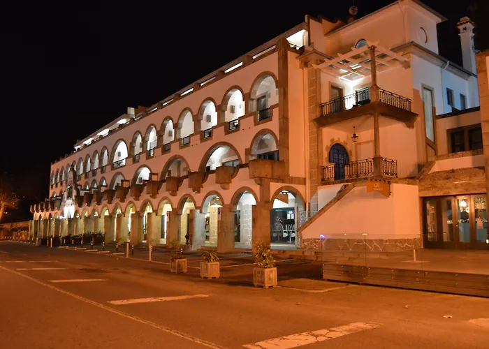 מלון Sao Bento Da Porta Aberta & 4*