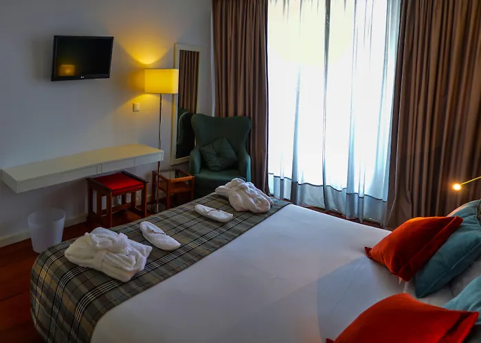 Sao Bento Da Porta Aberta & 4*