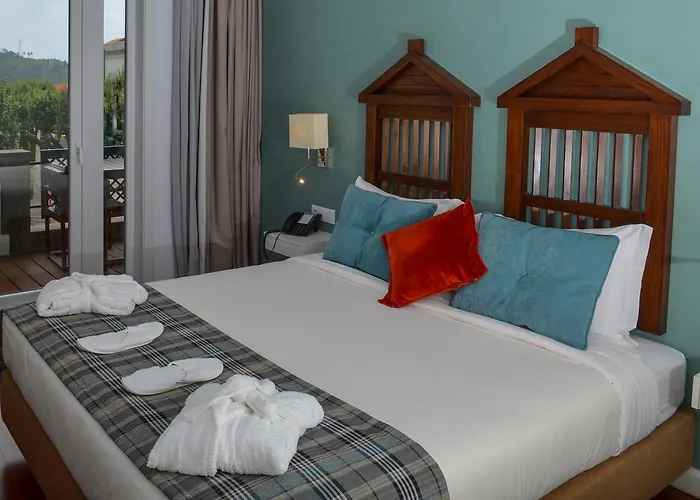 Sao Bento Da Porta Aberta & מלון